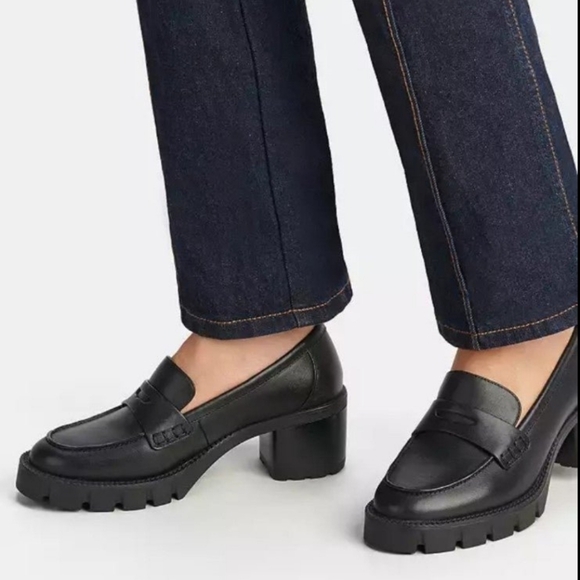 Coach shoes - Picture 1 of 5